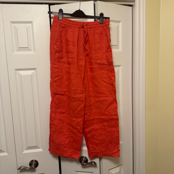 Banana Republic Vibrant Coral Joggers - Picture 3 of 9